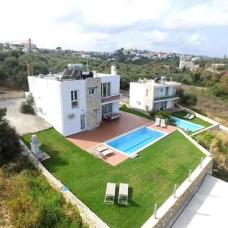Dimitra Villa *